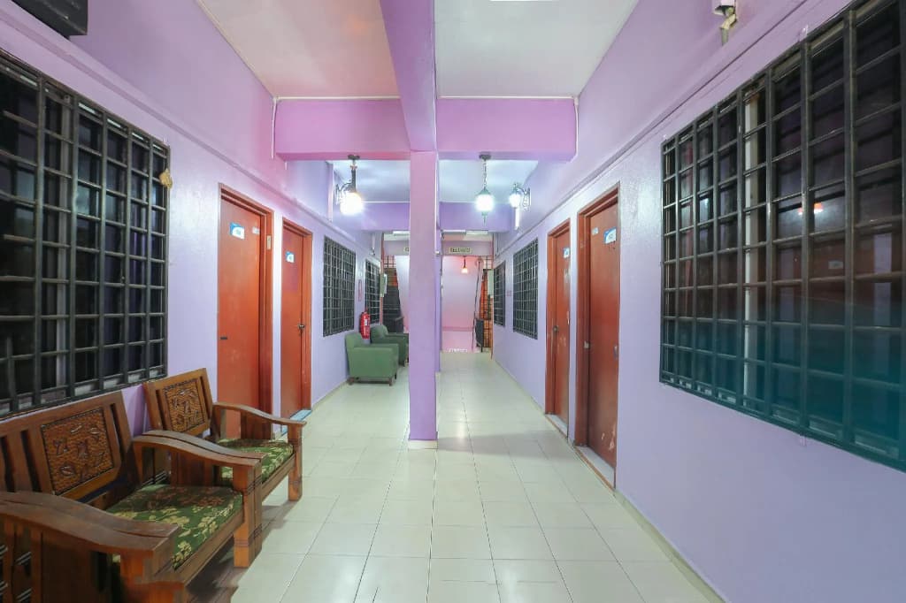 OYO 89892 Hotel Jeli Inn - photo 8