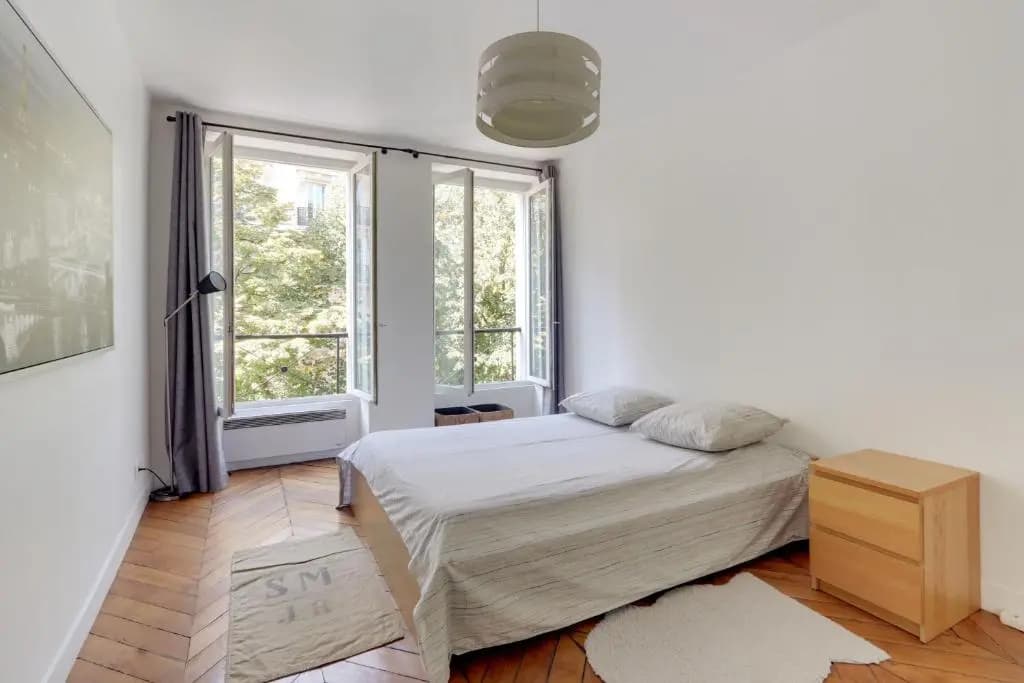 The BEST DEAL in the MARAIS - 1Bedroom Apt - 45m2 - photo 1