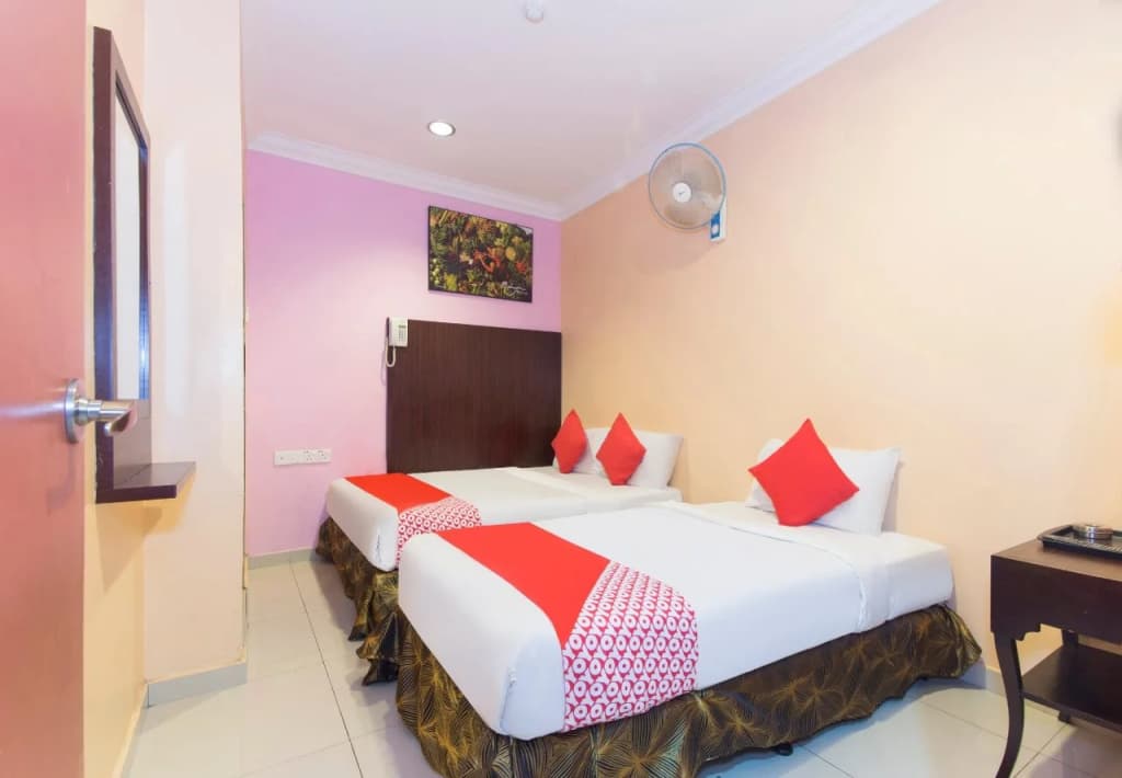 OYO 425 Hotel GS Inn - photo 6