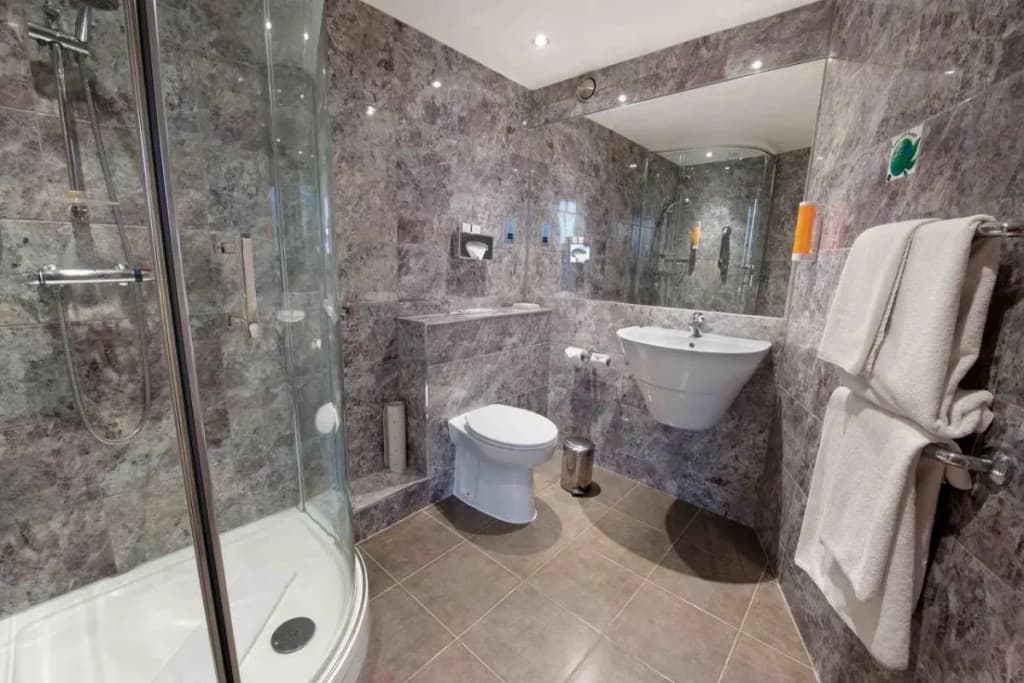 Waterloo Hub Hotel & Suites - photo 9