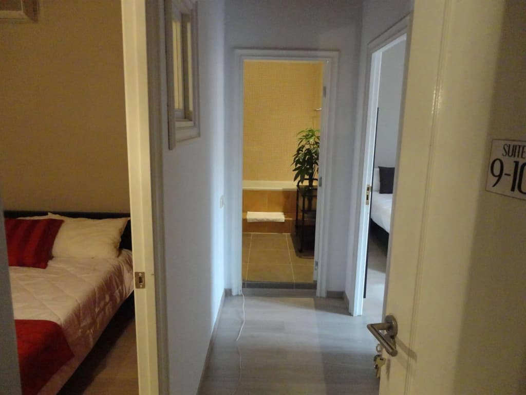 BruStar Gotic-Centric Hotel - photo 6