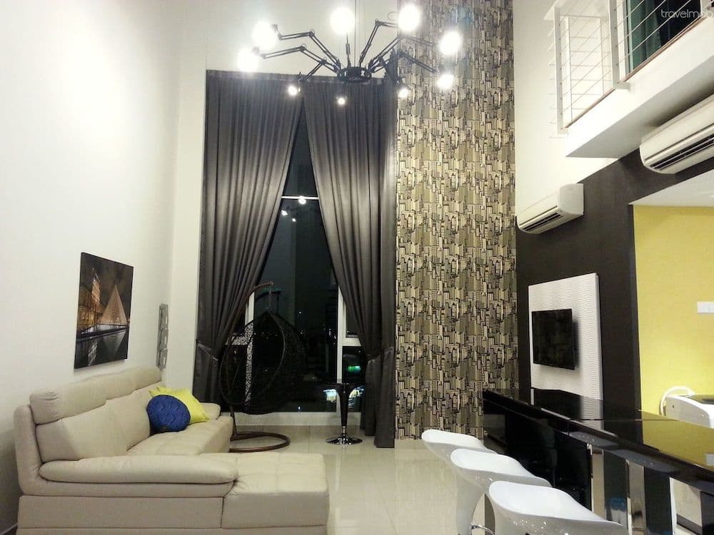 Kl101 Service Suite at the Scott Garden - photo 5