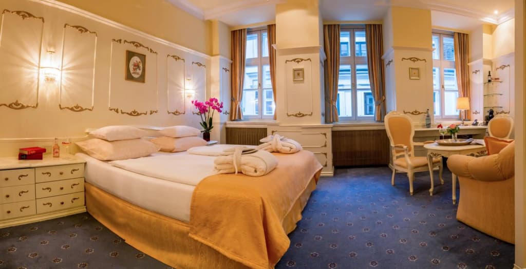Schlosshotel Römischer Kaiser - photo 6