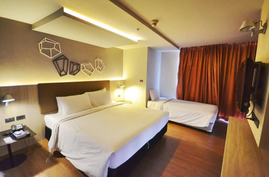 The Heritage Hotels Bangkok - photo 3