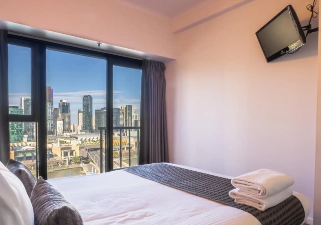Riverside Apartments Melbourne - photo 3