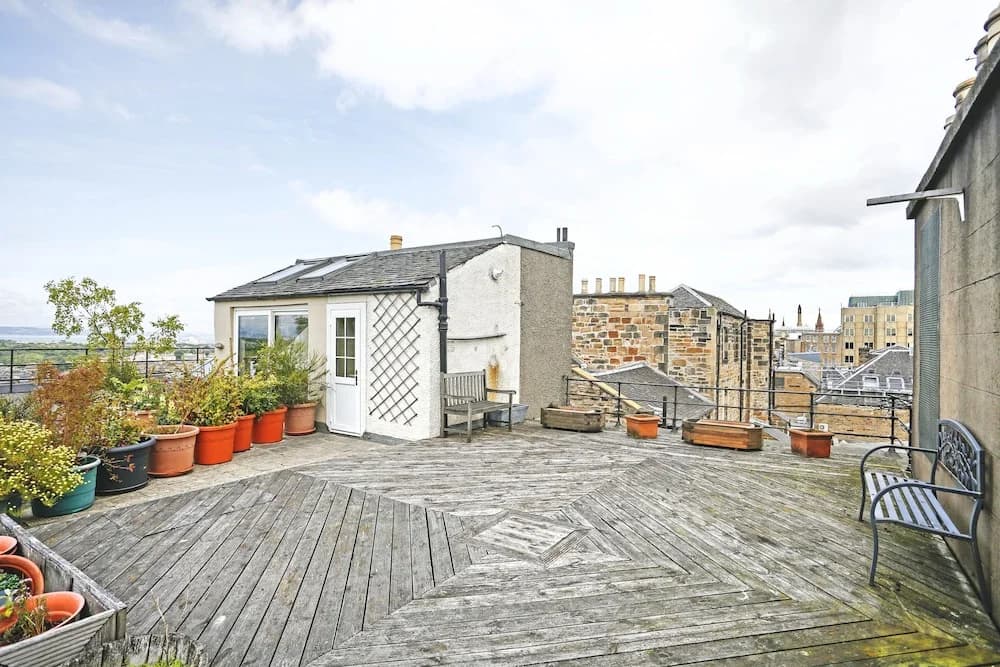 Edinburgh Deluxe Hanover Street Apt - photo 16
