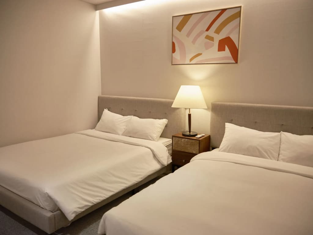 UH Hotel - photo 6