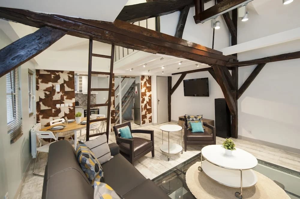Pick A Flats Marais Meslay Apartment - photo 3