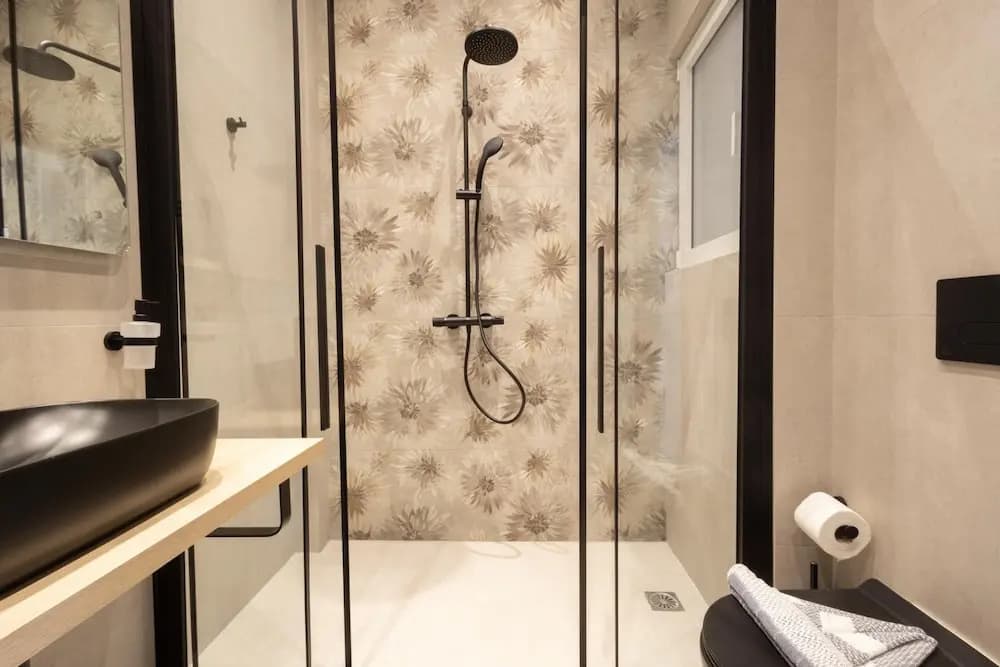 Elegance Suite Stunningly Renovated - photo 8