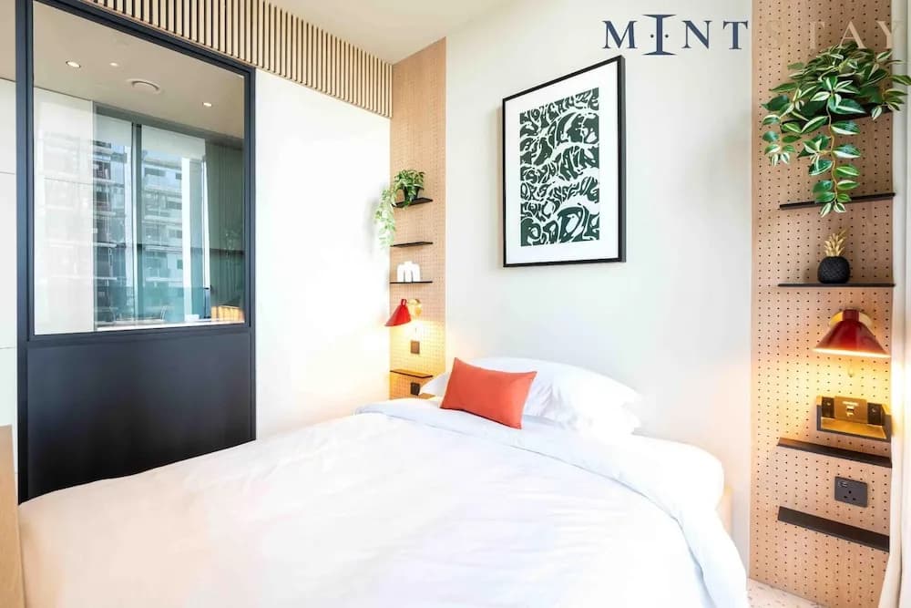 Modern Studio w Balcony in Business Bay - photo 1