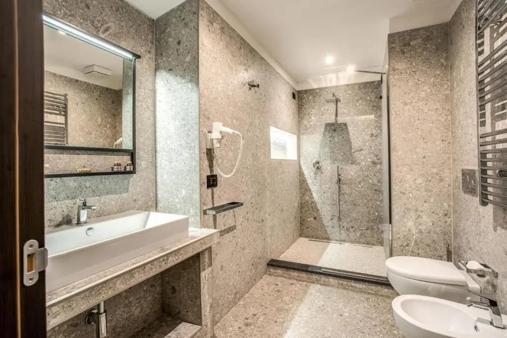 Fourheads Private Suites - photo 6