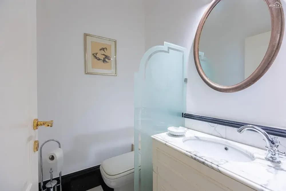 Rental in Rome Borghese Apartment - photo 49