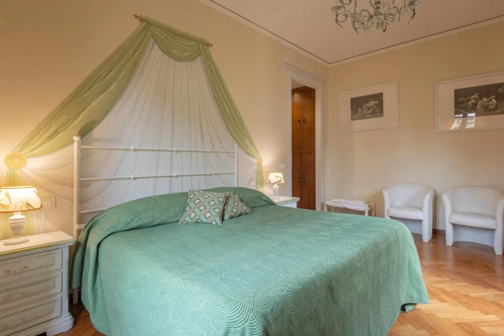 Ponte Vecchio 3 bedroom apartment - photo 6