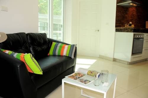 Kata Hill Seaview Apartment - photo 3