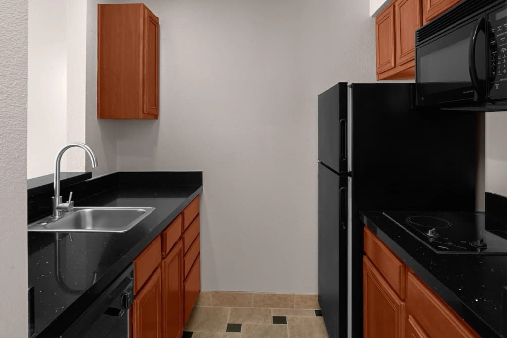 Larkspur Landing Extended Stay Suites South San Francisco - photo 20