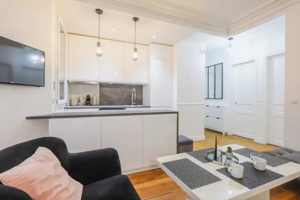 Charming Apartment - 2br/4p- Javel - photo 11