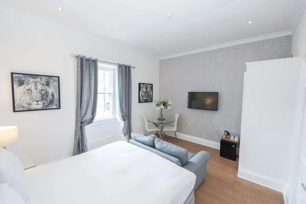 Hanover 71 Suites - photo 35