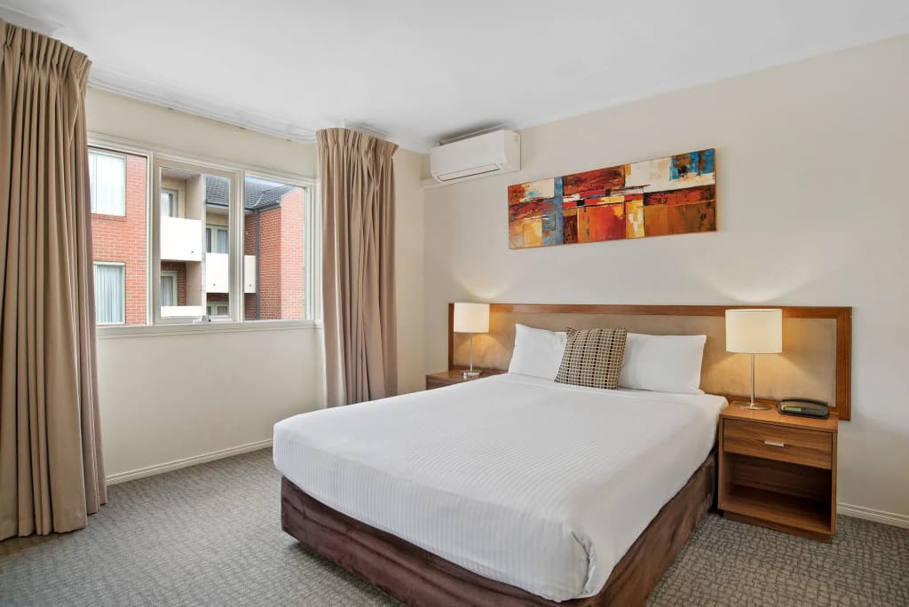 MainStay Suites Kew - photo 5