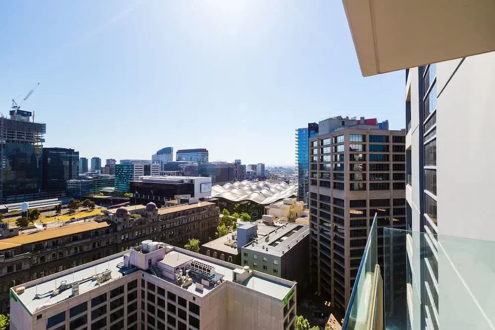 RIVER, 1BDR Melbourne Apartment - photo 9
