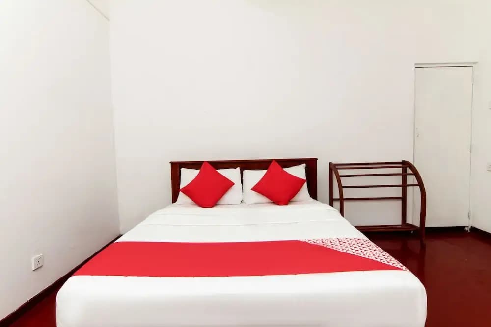 OYO 123 Hotel Bluemoon - photo 3