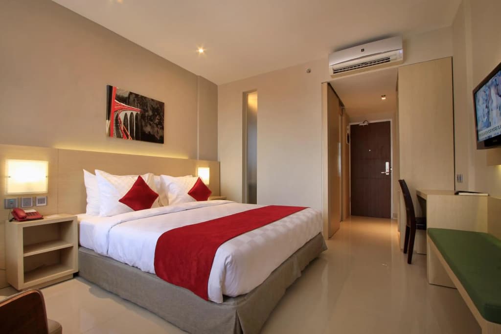 Ohana Hotel Kuta - photo 4