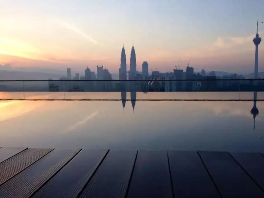 Cozy 1BR With Gorgeous Infinity Pool Views - photo 6