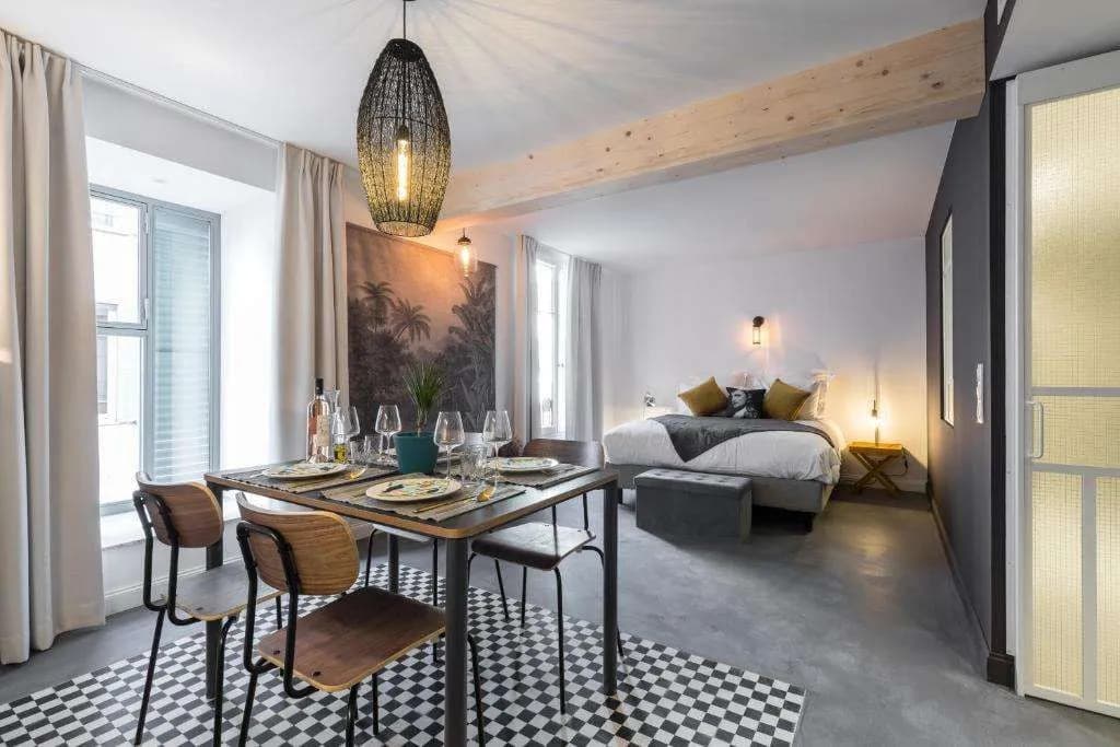L'Abeille Boutique Apartments - photo 25