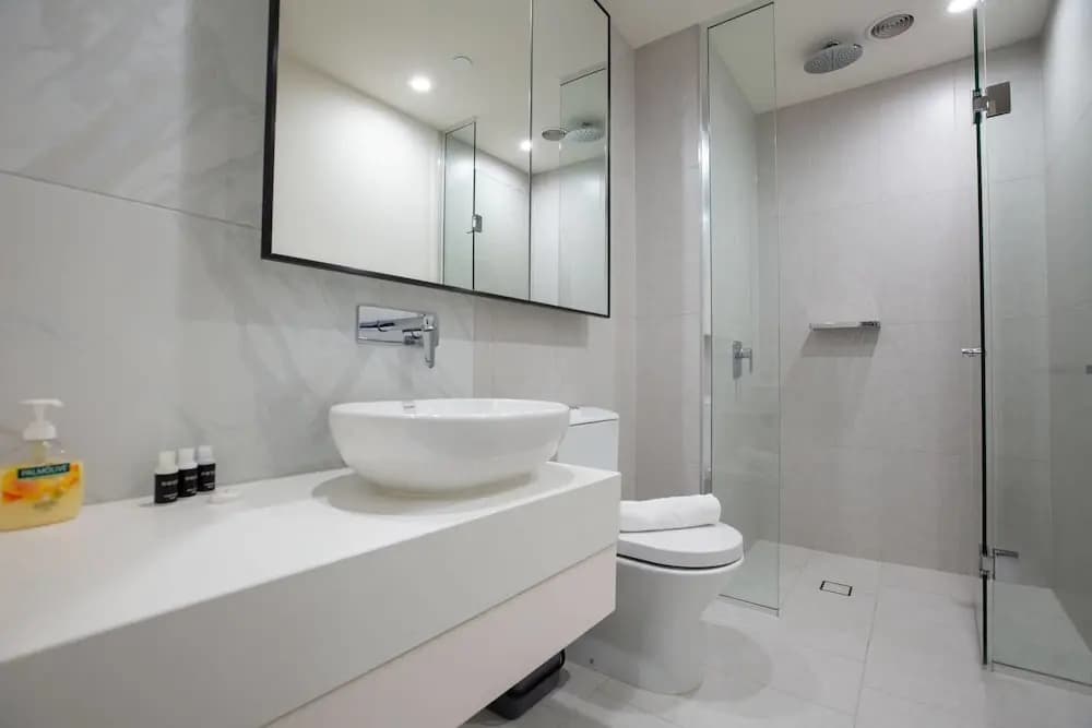 Sumptuous Incredible Cozy 2 Bed Near Cbd - photo 18