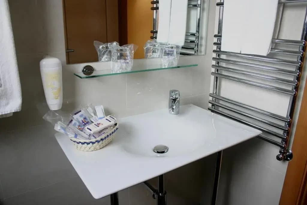 Hotel 4C Bravo Murillo - photo 9