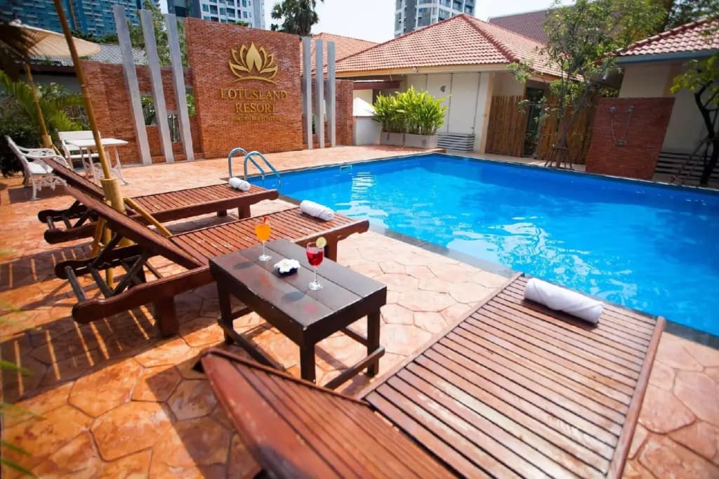 Lotusland Resort - photo 25