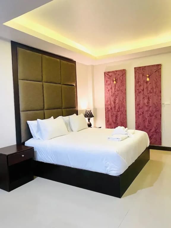 The leaf&pool hostel - photo 7