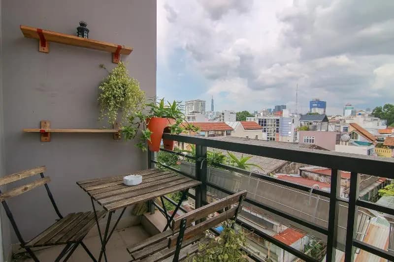 The Nguyens Cafe Dct by RedDoorz - main photo