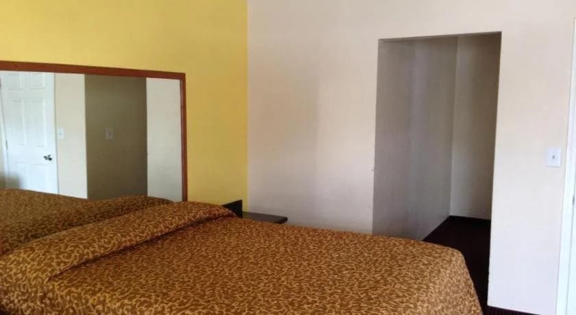 Value Inn - photo 3