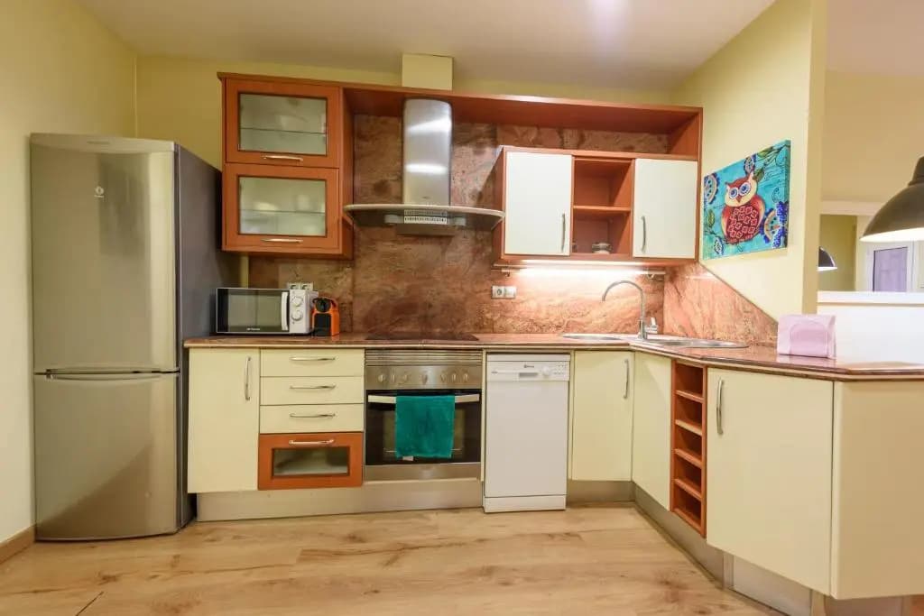RamblasRentals Chic & Spacious Flat Pool Table 15M Ramblas - Parking - Wifi - photo 7
