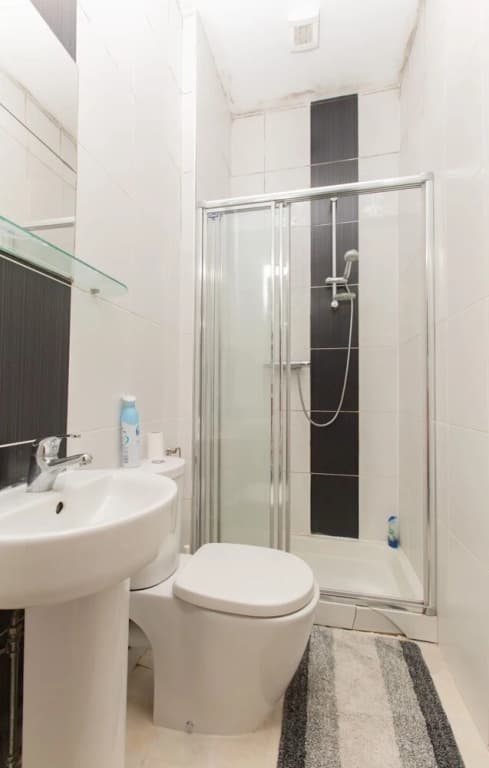 Spacious, Bright 5-br Flat for 10 in Edinburgh - photo 20
