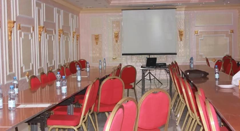 Bayan International Hotel - photo 8