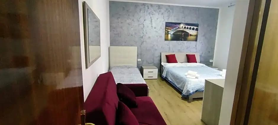 Chowdhury House - photo 10