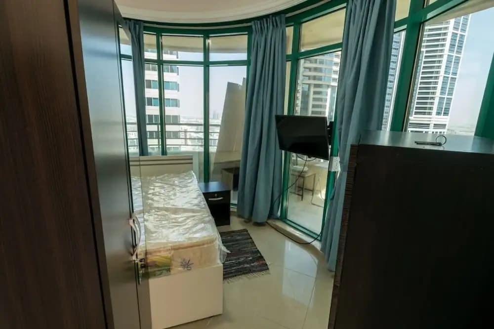 Marina Crown Tower - photo 47