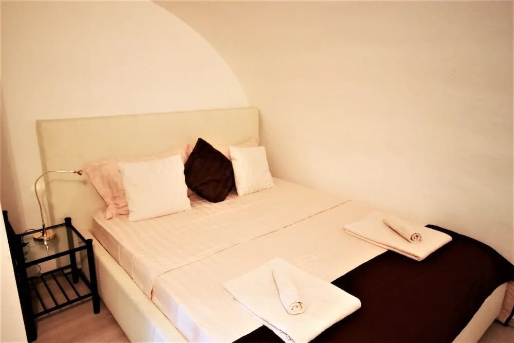 Budapest Easy Flats - Jokai Apartments - photo 21