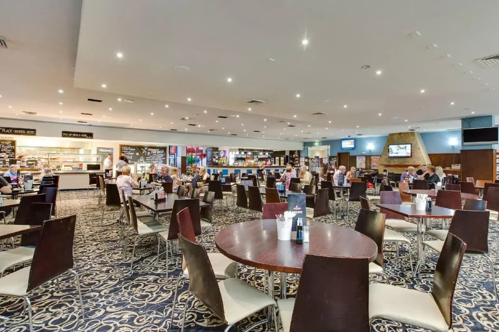 Nightcap at Seaford Hotel - photo 17