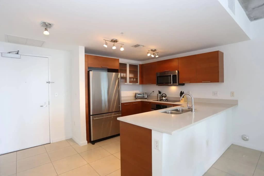 Sky City Apartments at Midtown - photo 20
