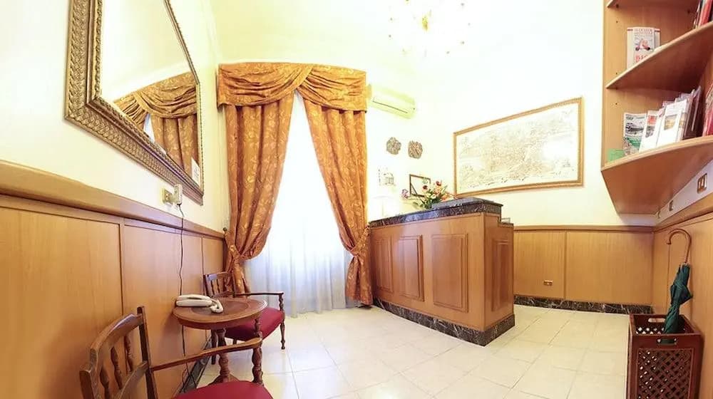 Hotel Euro Quiris - photo 10