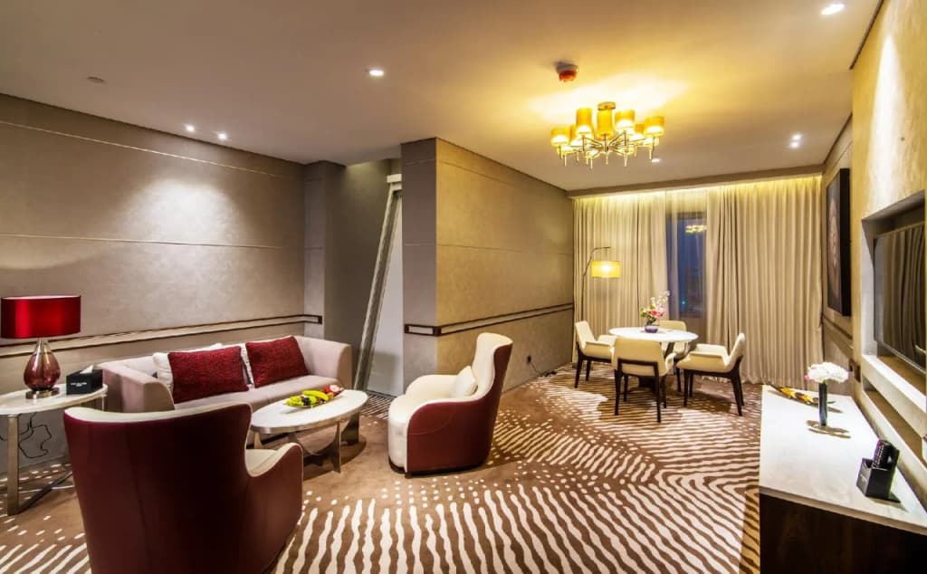 VIP Hotel - photo 17