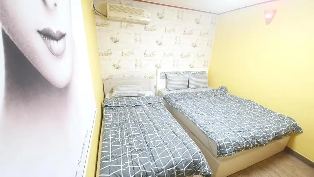 Hipzy Guesthouse - photo 3