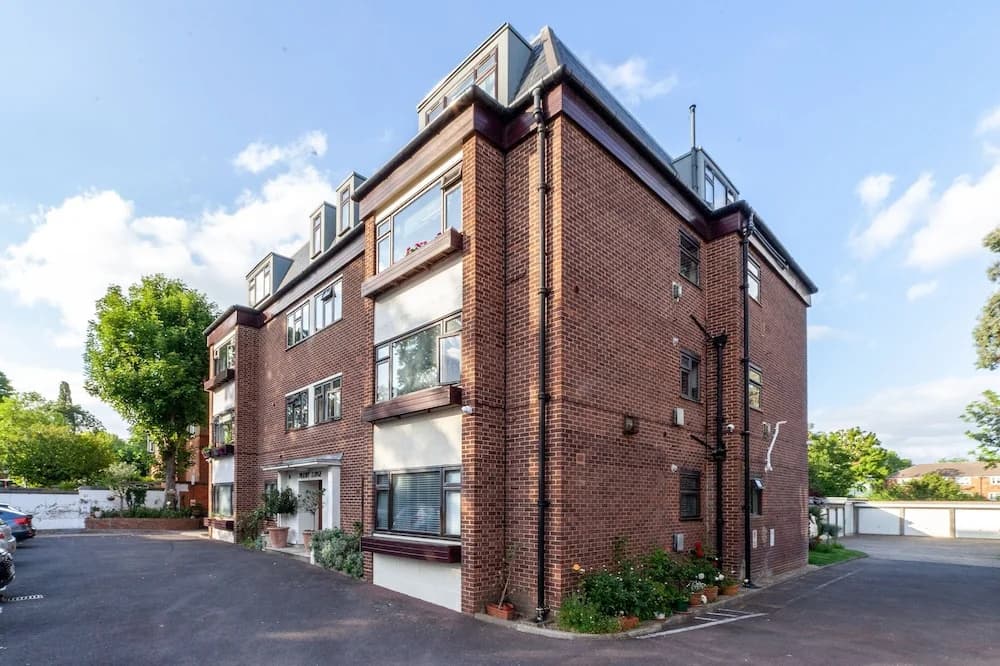 The Ealing Collection - photo 1