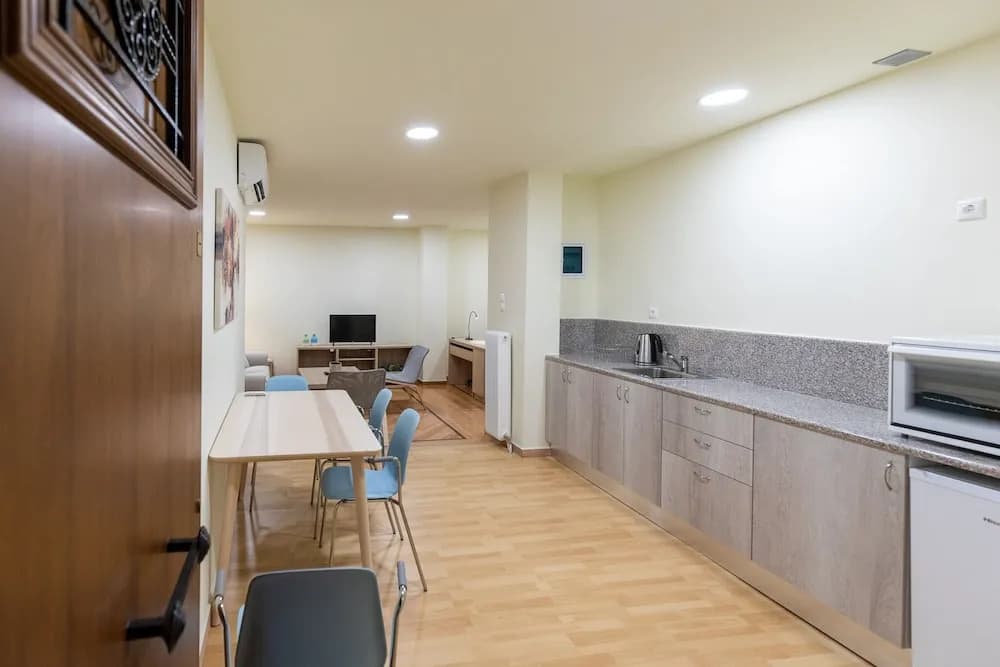 Athens Kyniska Apartments - photo 2