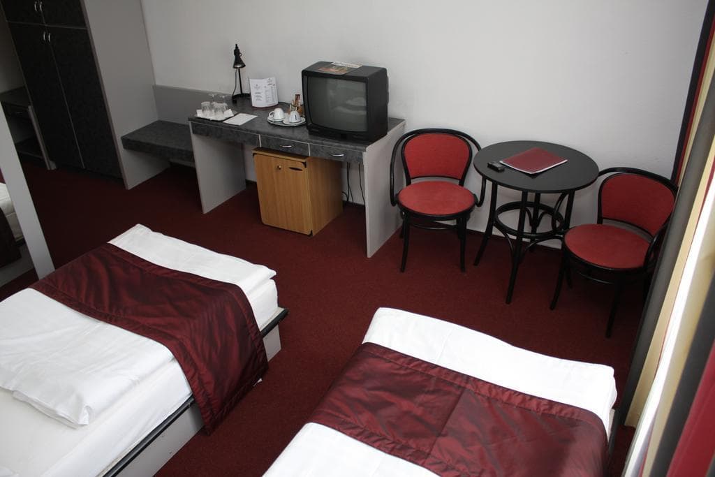 Hotel Griff - photo 18