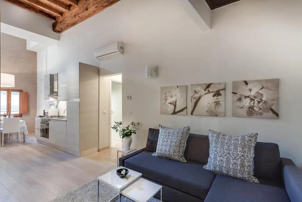 Uffizi-Ponte Vecchio Apartment - main photo