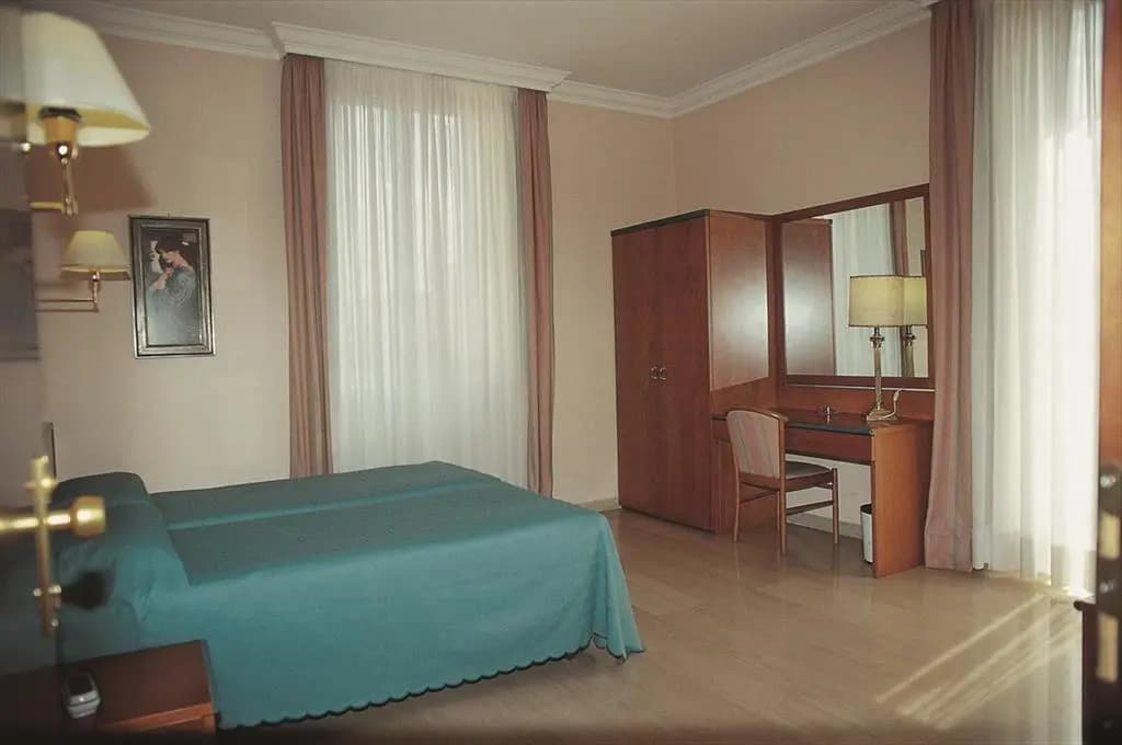 Center 1&2&3 Hotel - photo 17