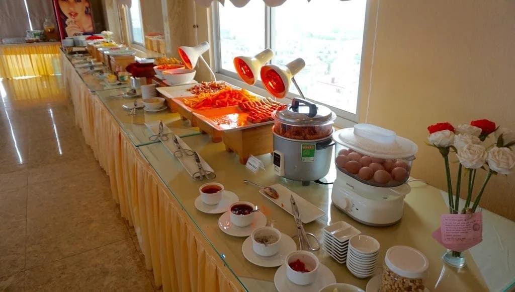 Nhat Linh Hotel Da Nang - photo 14